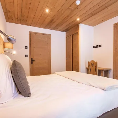 Alpine With And Pets Chalet La Plagne