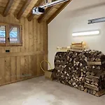 Chalé Alpine With And Pets La Plagne